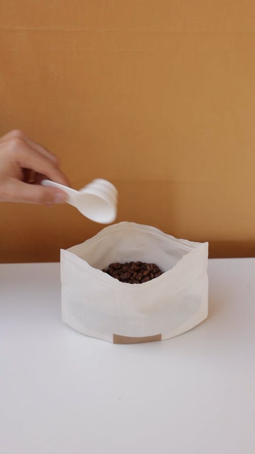 有关人, 包装, 咖啡的免费素材视频