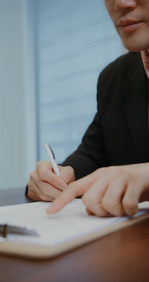 有关人, 垂直视频, 工作场所的免费素材视频