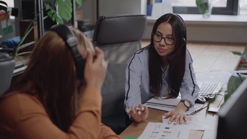 有关一起工作, 呼叫中心, 在线支持的免费素材视频