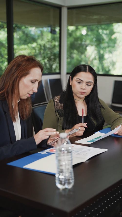 有关3C用品, 垂直视频, 多样化的免费素材视频