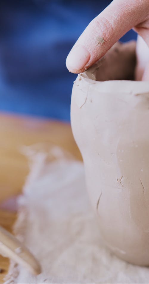 有关人, 垂直视频, 室内的免费素材视频