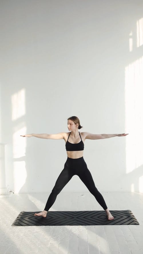 有关伸展, 体力活动, 修道者的免费素材视频