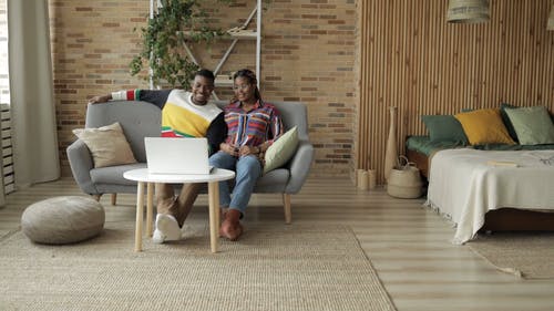 有关人, 公寓, 在家的免费素材视频