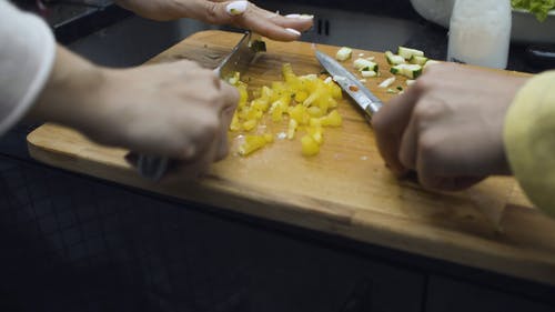 有关vlog, 低角度拍摄, 修剪指甲的免费素材视频