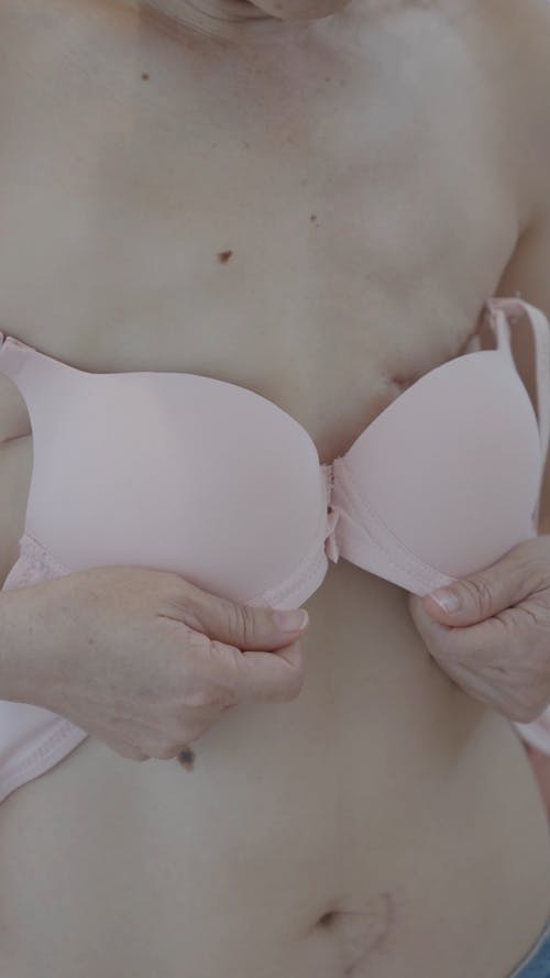 有关乳房, 人, 内衣的免费素材视频