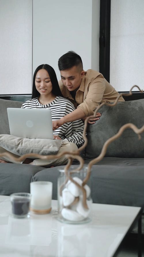 有关一对, 人, 内部的免费素材视频