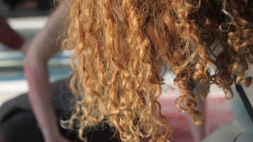 有关在地上, 多色的, 室内的免费素材视频