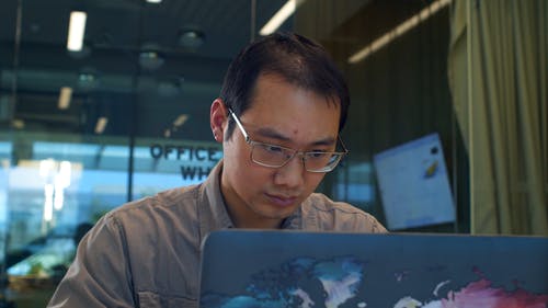 有关人, 低角度视图, 雇员的免费素材视频