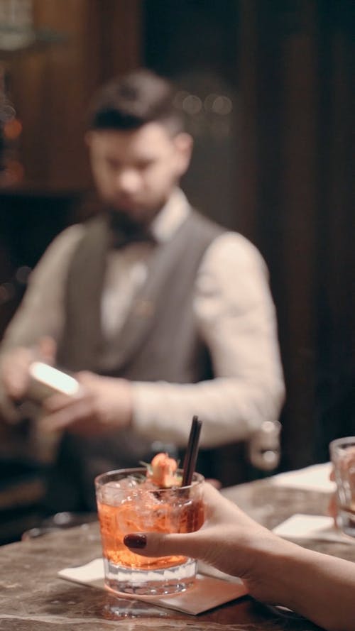 有关人, 修剪指甲, 冰的免费素材视频