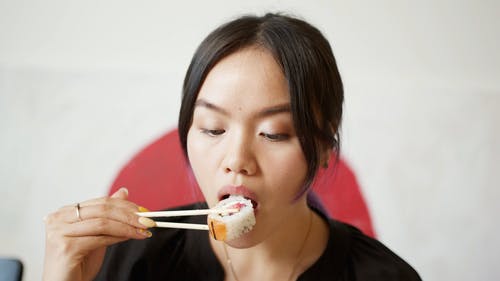 有关一个, 中等特写, 亚洲美食的免费素材视频