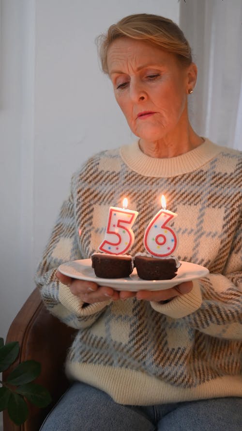 有关吹, 坐, 垂直视频的免费素材视频