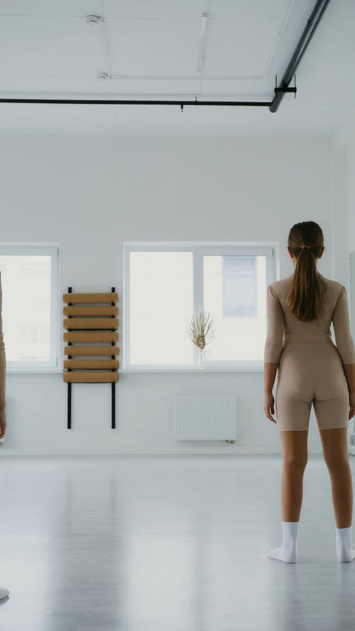 有关儿童, 匹配, 垂直视频的免费素材视频