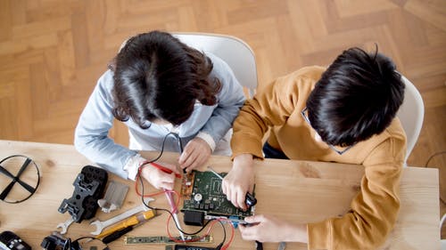 有关利益, 功课, 在家的免费素材视频