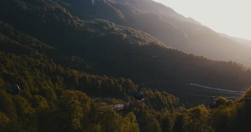 有关交通系统, 山, 空中镜头的免费素材视频