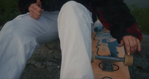 有关修剪指甲, 圆形, 地面的免费素材视频