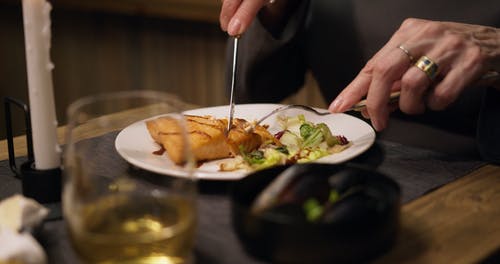 有关优雅, 刀具, 吃的免费素材视频