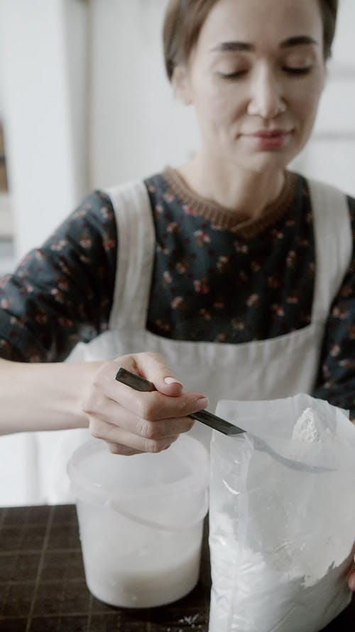 有关人, 垂直视频, 女人的免费素材视频