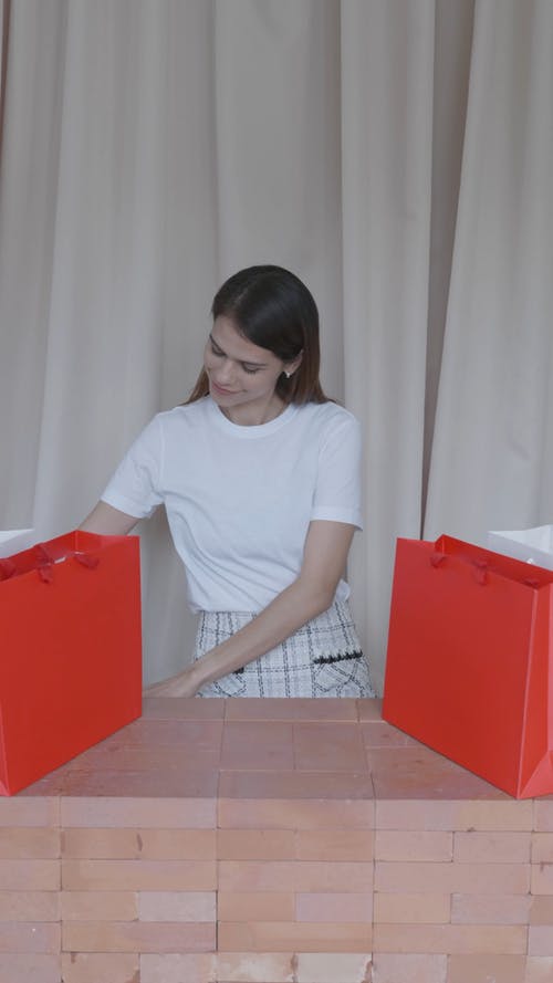 有关人, 垂直视频, 女人的免费素材视频