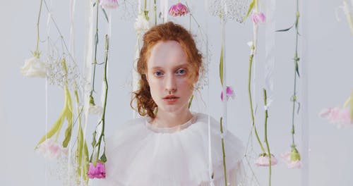 有关中等特写, 优雅, 光鲜亮丽的免费素材视频