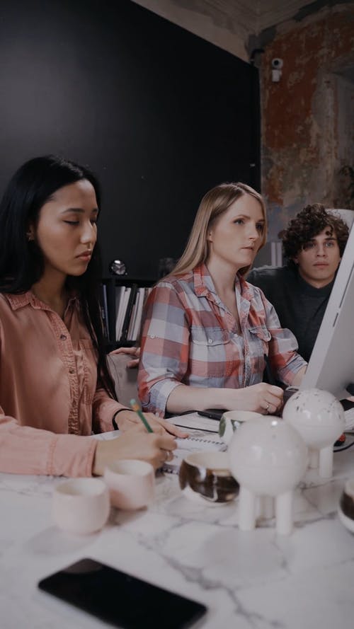 有关互联网, 产品摄影, 人的免费素材视频