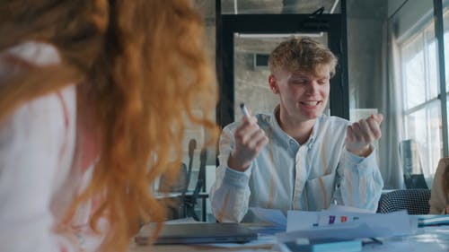 有关人, 雇员, 受挫的免费素材视频