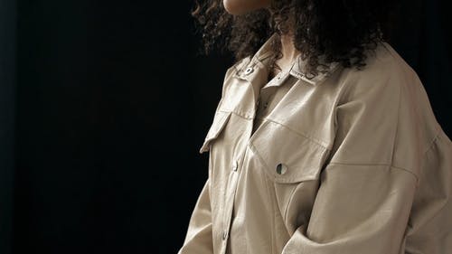 有关人, 女人, 工作室拍摄的免费素材视频