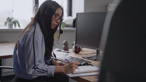 有关女人, 写作, 工作的免费素材视频