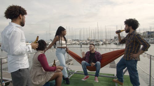 有关享受, 吊床, 啤酒的免费素材视频