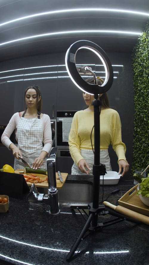 有关垂直视频, 女孩, 女性的免费素材视频