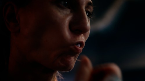 有关保护,喉舌,女人的免费素材视频