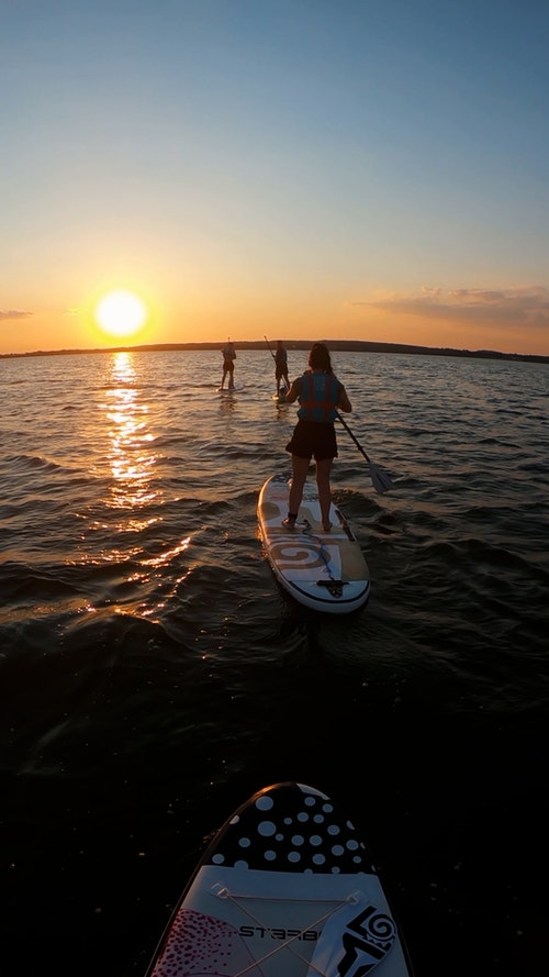 有关paddleboarding,一小群人,假期的免费素材视频