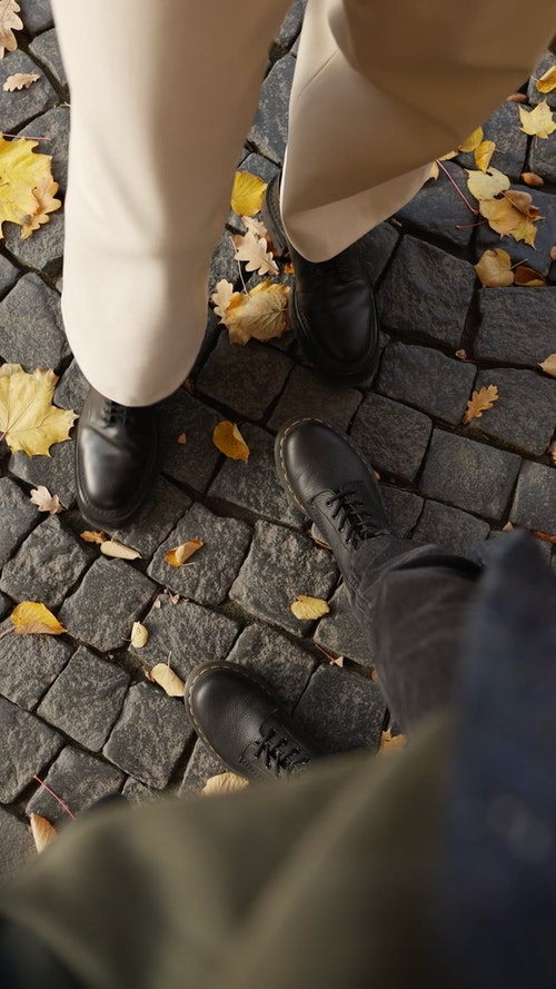 有关垂直视频,岩石,靴子的免费素材视频