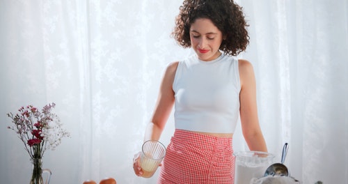 有关人,女性,室内的免费素材视频