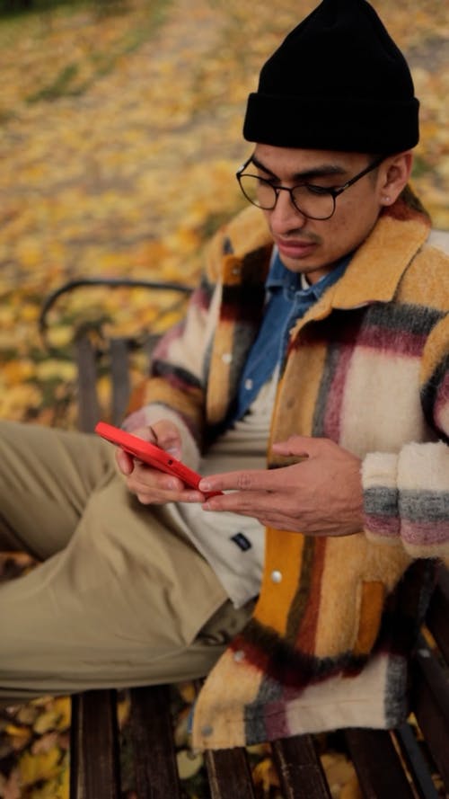 有关人, 公园, 坐的免费素材视频