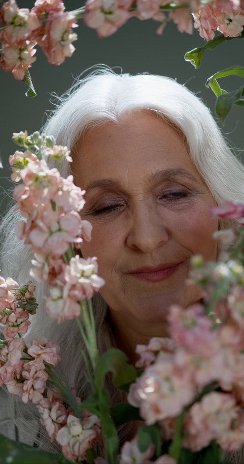 有关享受,女人,宁静的免费素材视频