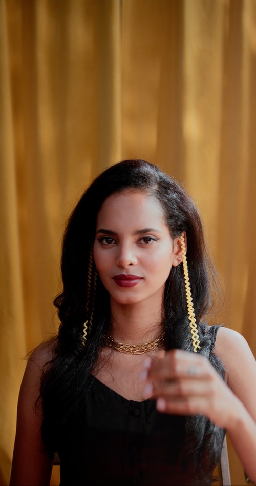 有关人,垂直视频,女人的免费素材视频