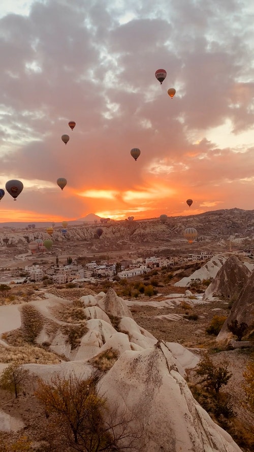 有关事件,喜怒无常的天空,垂直拍摄的免费素材视频