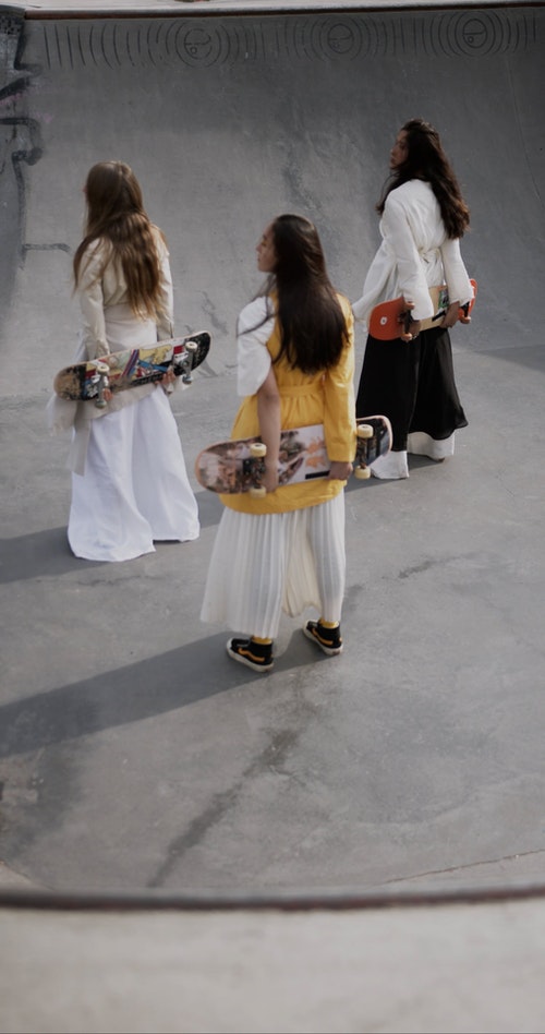 有关人,垂直拍摄,女性的免费素材视频