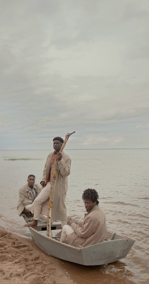 有关坐,垂直视频,多样化的免费素材视频