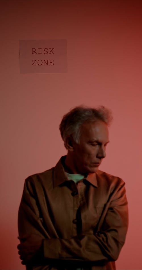 有关covid-19, 嚴肅, 垂直视频的免费素材视频