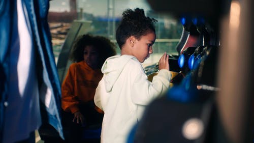 有关儿童,娱乐中心,孩子的免费素材视频