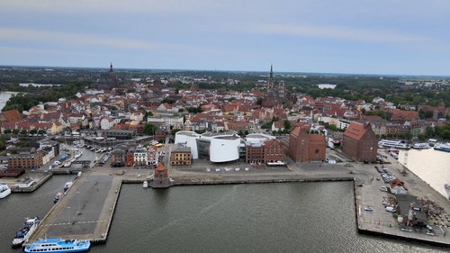 有关停泊,城市,市容的免费素材视频