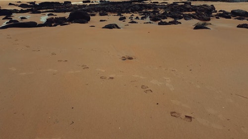 有关岩石,悬崖,招手的免费素材视频