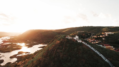 有关丘陵,太阳,建筑的免费素材视频