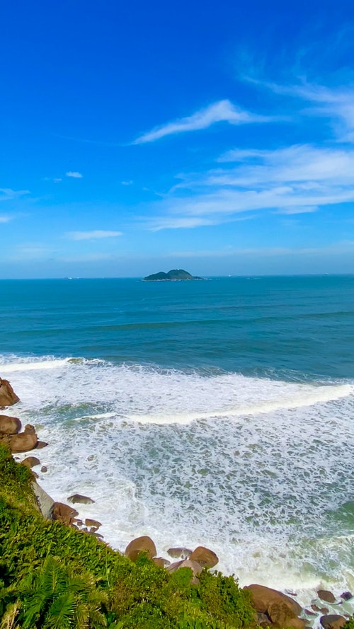 有关垂直拍摄,岸边,招手的免费素材视频