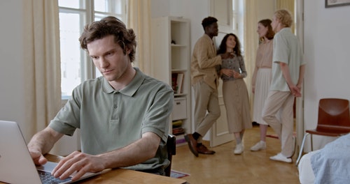 有关人,休闲,坐的免费素材视频